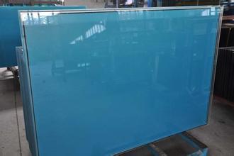 西安彩釉?shī)A膠玻璃 西安彩釉?shī)A膠玻璃